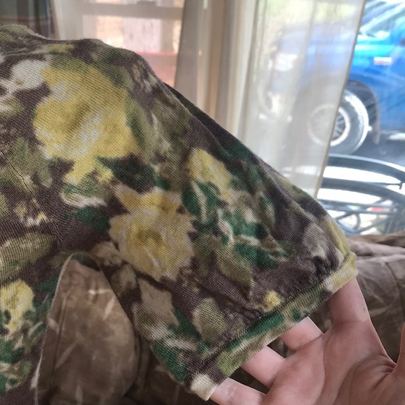 Top - Picture 3 of 6